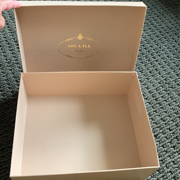 Prada Cream/ light pink Box - Picture 3 of 3